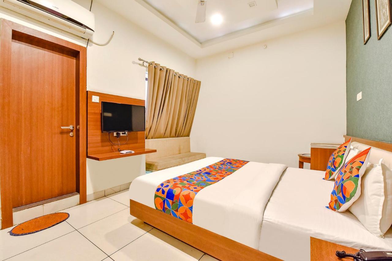 Fabhotel Prime Square 36 Kota  Eksteriør bilde